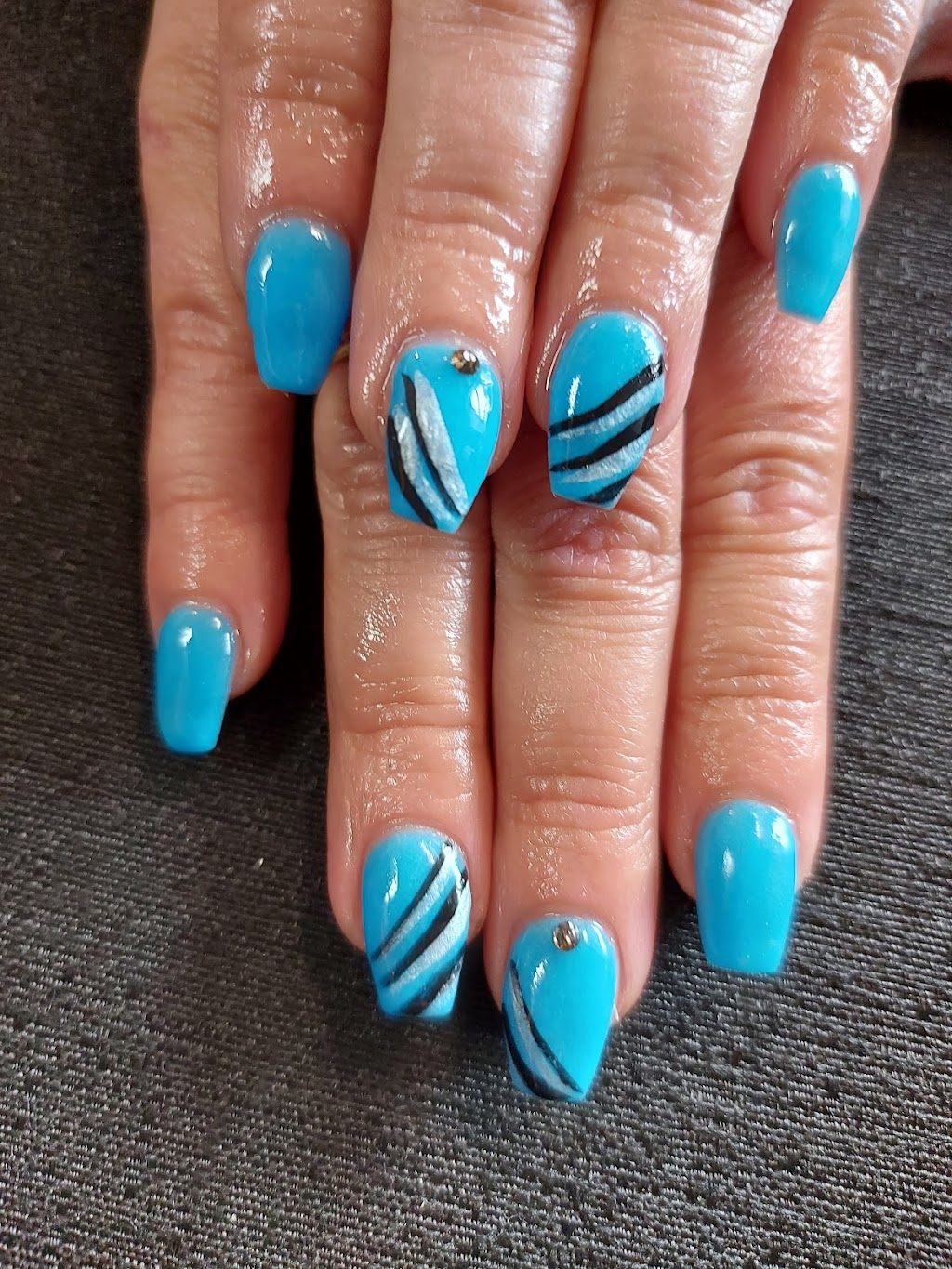 Maude Pelchat esthétique | 585 Rue Brock local a, Drummondville, QC J2B 1R1, Canada | Phone: (819) 471-0127