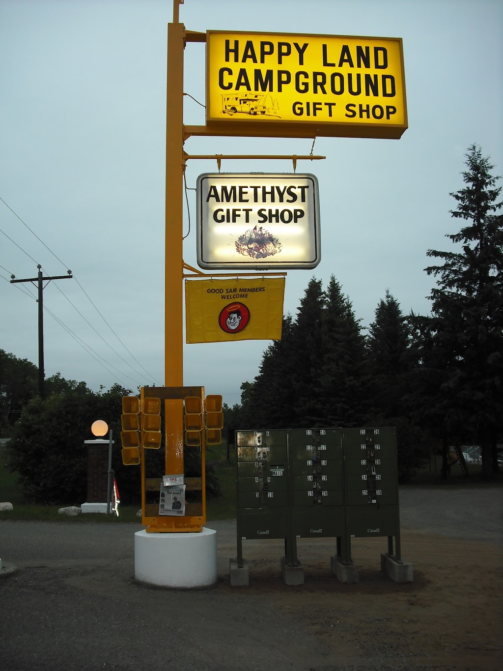 Happy Land Park | 4650 Hwy. 11-17, Kakabeka Falls, ON P7K 0J1, Canada | Phone: (807) 473-9003