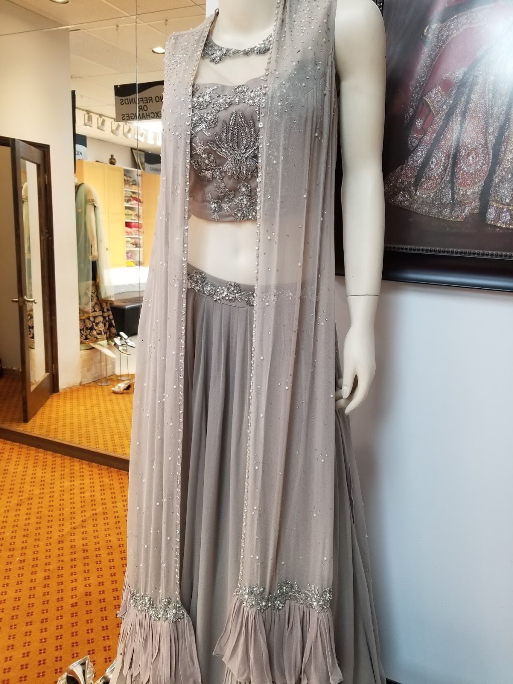 Naveen Fashions | 116 Kennedy Rd S, Brampton, ON L6W 3E7, Canada | Phone: (905) 451-5130