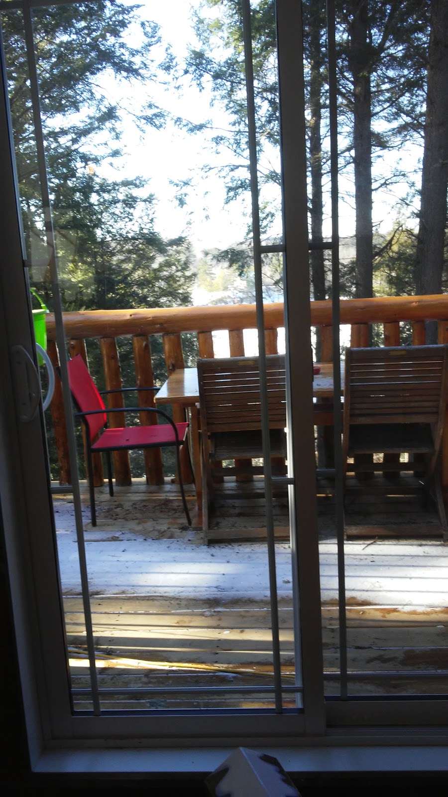 location chalet au lac pointe au chêne | 13, b Rue de Del Rio, Grenville-sur-la-Rouge, QC J0V 1B0, Canada | Phone: (450) 258-1777