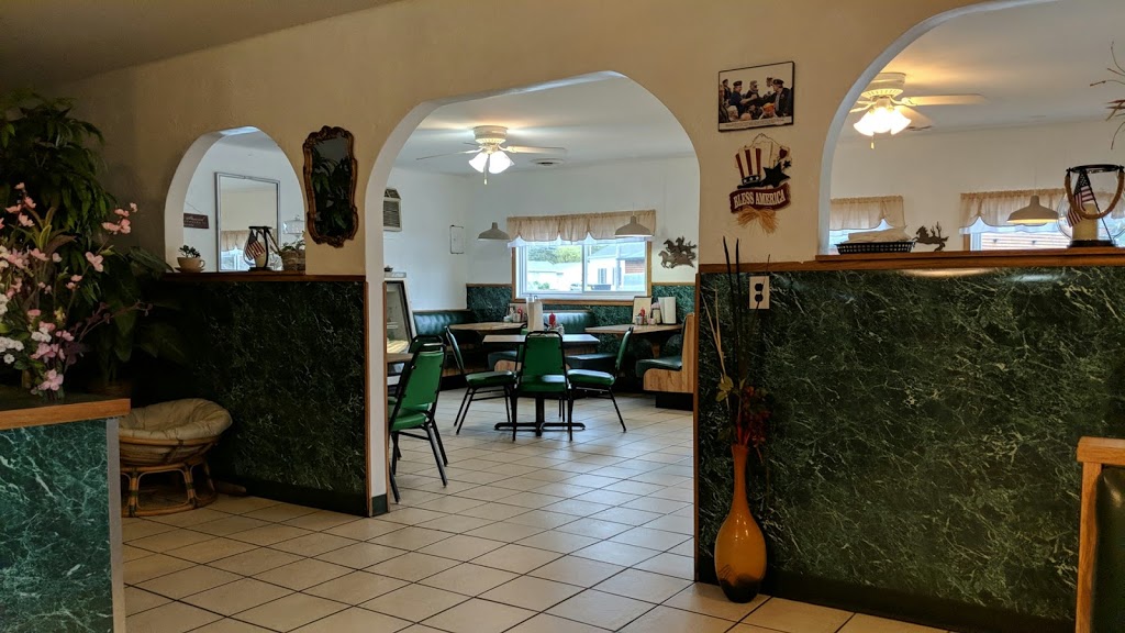 Kelly JoyS Smokehouse Cafe | 7116 Lakeshore Rd, Lakeport, MI 48059, USA | Phone: (810) 294-5500