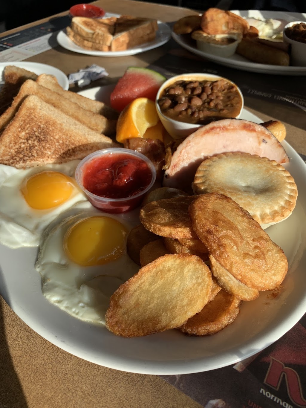 Restaurant Normandin | 5146 Bd Wilfrid-Hamel, Québec, QC G2E 2G9, Canada | Phone: (418) 877-1192