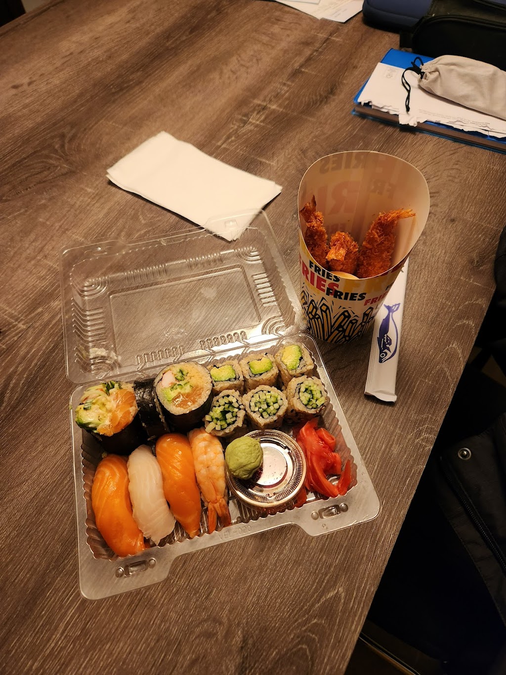 Moyasu Sushi Fusion | 949 Bd Arthur-Sauvé, Laval, QC H7R 3V9, Canada | Phone: (450) 627-1777