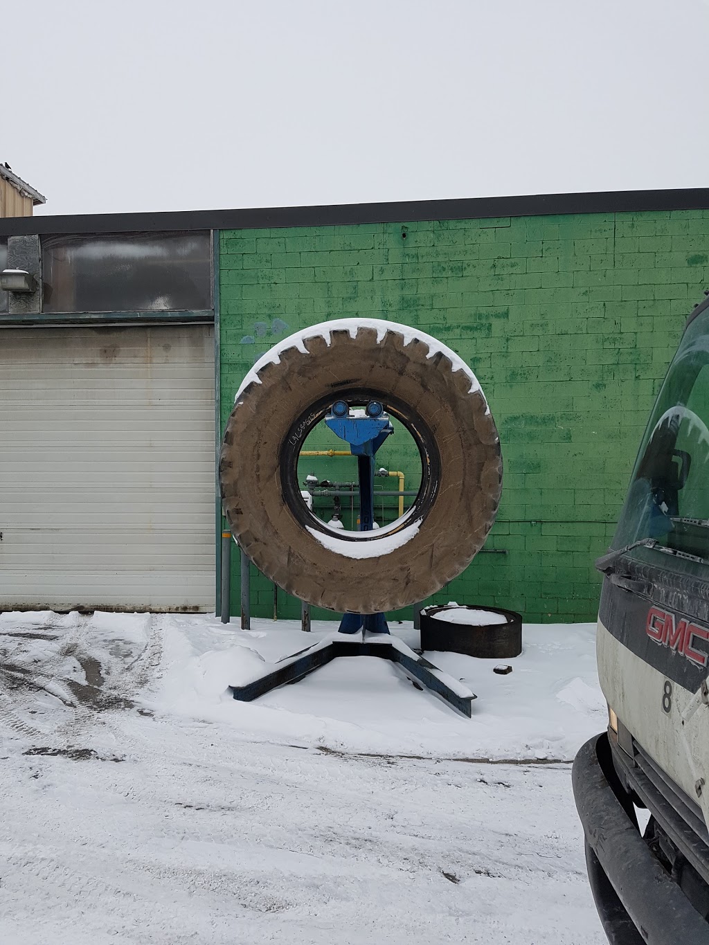 OTR Retreading and Repair | 700 Raleigh Ave, Oshawa, ON L1H 3T2, Canada | Phone: (905) 576-4722