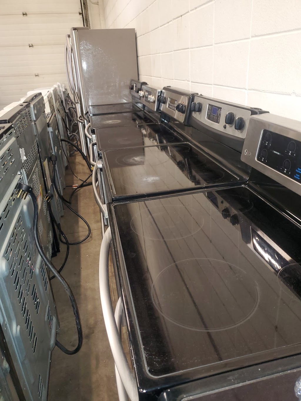Calgary Used Appliances | 4451 64 Ave SE Bay 1, Calgary, AB T2C 2C8, Canada | Phone: (587) 985-0370