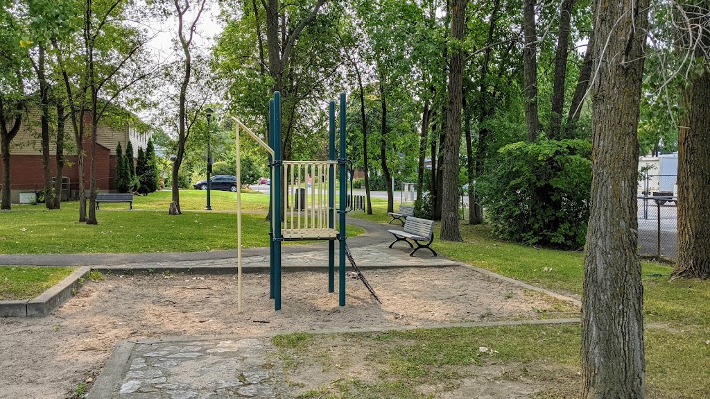 Parc Sainte-Suzanne | Rue Saint-Gabriel, Montreal, QC H8Y 1Z7, Canada | Phone: (514) 872-0311