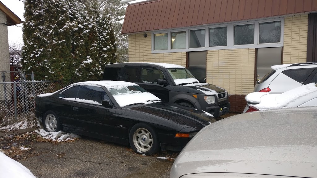 Ginnos Automotive | 678 McGregor St, Winnipeg, MB R2V 3E4, Canada | Phone: (204) 586-6486