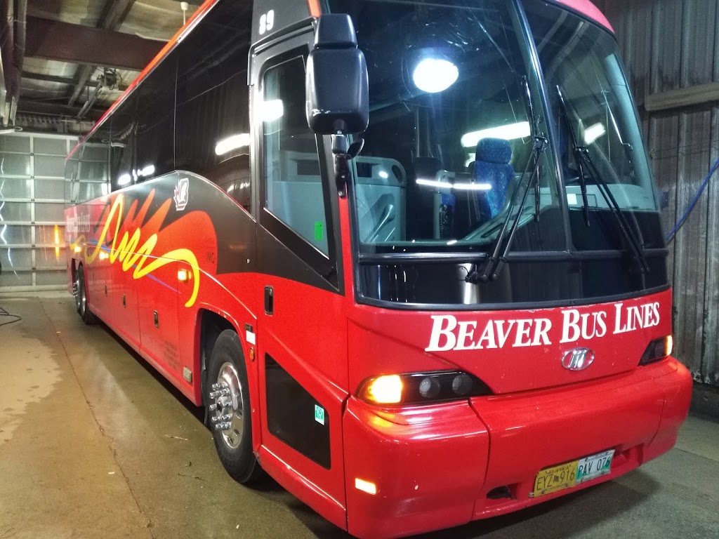 Beaver Bus Lines Ltd | 339 Archibald St, Winnipeg, MB R2J 0W6, Canada | Phone: (204) 989-7007