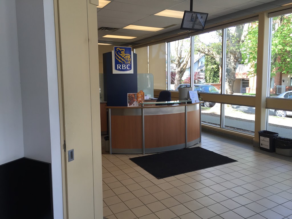 RBC Royal Bank | 4205 Dunbar St, Vancouver, BC V6S 2G1, Canada | Phone: (604) 665-5972