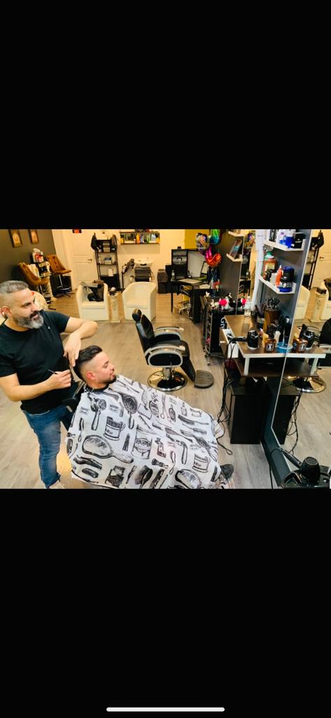 Al-Shark coiffure pour hommes | 740 Boulevard Cote Vertu Ouest, Saint-Laurent, QC H4L 1Y6, Canada | Phone: (438) 483-7237