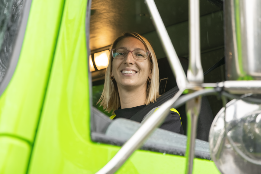 Matrec - Drummondville Hauling | 1005 Rue Rhéa, Drummondville, QC J2B 8A9, Canada | Phone: (819) 395-4355