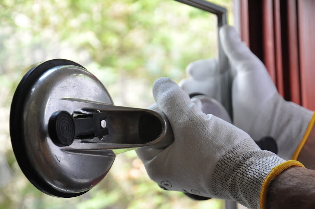 Vitrum Service Technique | 592 10e Avenue S, East Broughton Station, QC G0N 1H0, Canada | Phone: (418) 427-2384