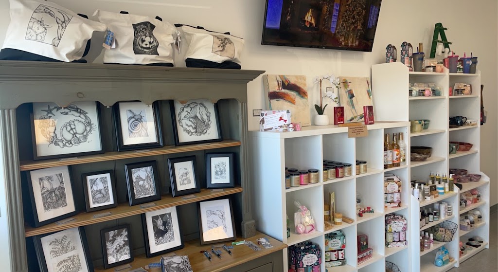 Crafters Cove | 3290 Nova Scotia Trunk 2, Fall River, NS B2T 1J5, Canada | Phone: (902) 576-2524