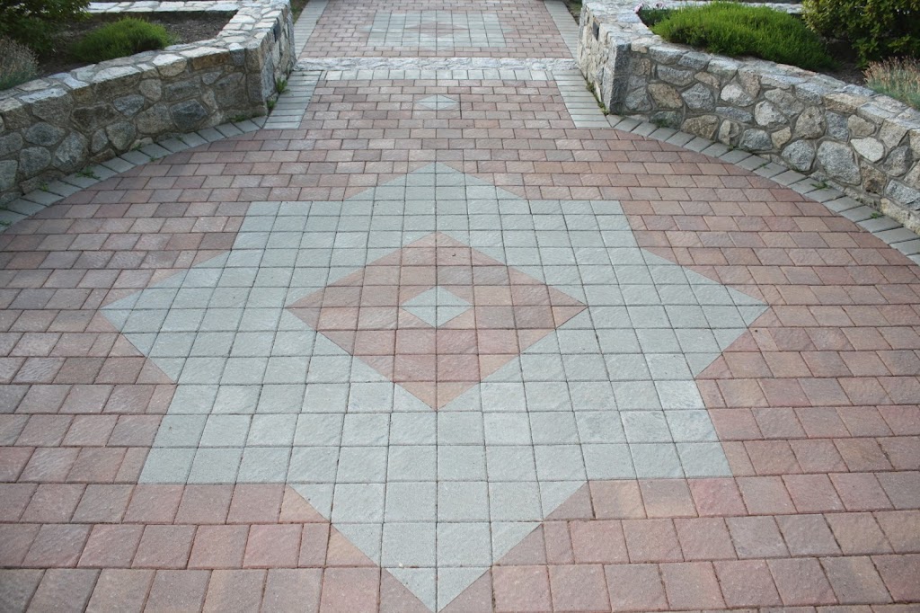 A J Paulo Landscaping Ltd | 1196 Benvenuto Ave, Brentwood Bay, BC V8M 1J6, Canada | Phone: (250) 652-1178