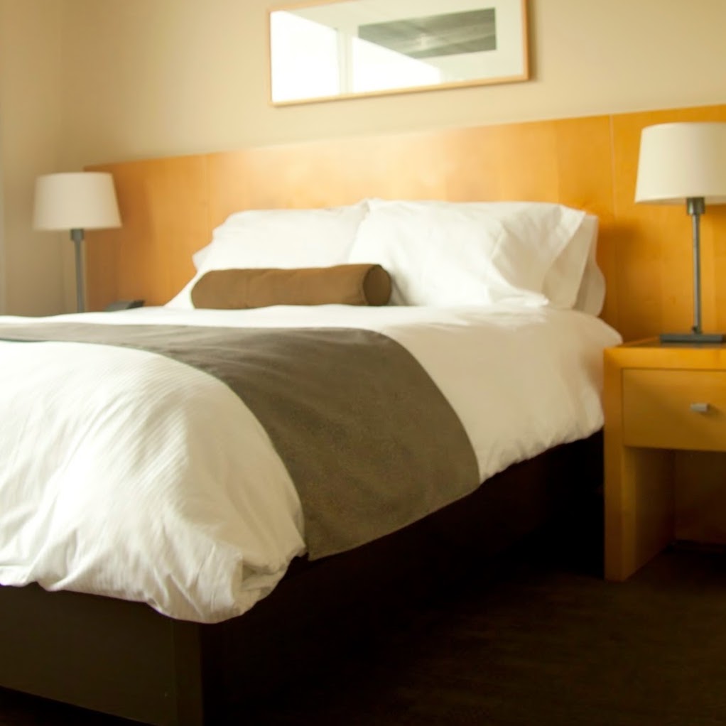 The Simon Hotel | 8888 University Dr, Burnaby, BC V5A 1S6, Canada | Phone: (778) 782-4503