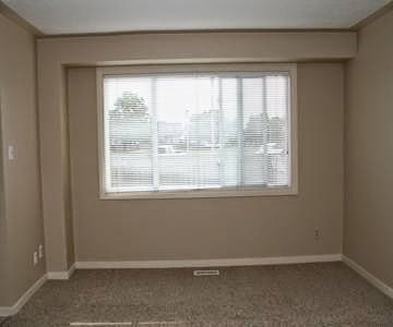 Boardwalk Village I, II & III | 292A Thorncliff Place 100 - 710 Springfield Plaza 100 - 159, 299 Thorncliff Pl #200, Edmonton, AB T5T 0A2, Canada | Phone: (780) 496-9798