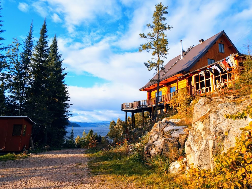 Gîte Le Fjord dAnimich | 9344 Chem. de la Batture, La Baie, QC G7B 3P6, Canada | Phone: (418) 306-5766