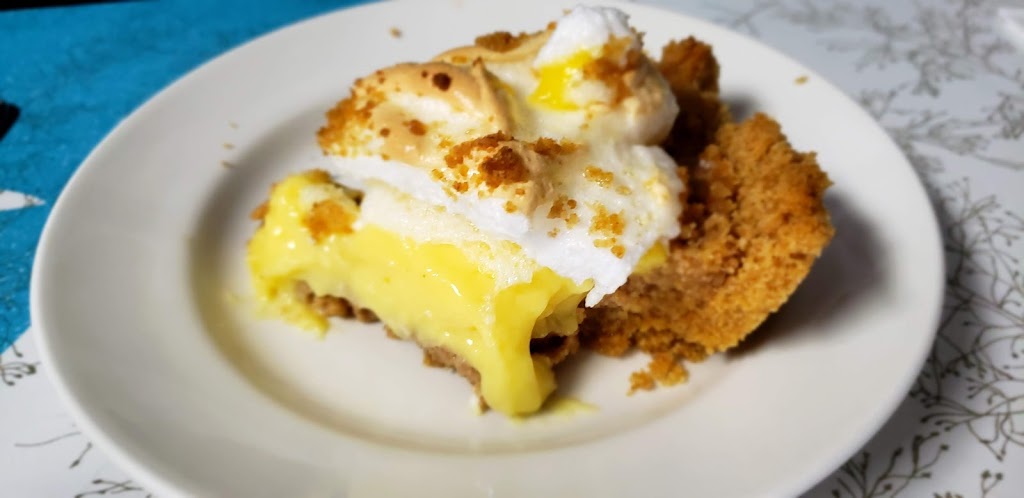 Hilltop Diner Cafe | 23904 Fraser Hwy, Langley City, BC V2Z 2K8, Canada | Phone: (604) 514-9424