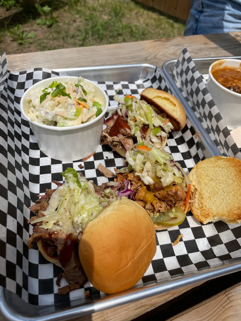Hendriks Barbeque | 13762 Loyalist Pkwy, Picton, ON K0K 2T0, Canada | Phone: (613) 922-2787