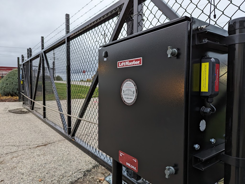 Granton Gates Limited | 5793 Whalen Line, Granton, ON N0M 1V0, Canada | Phone: (519) 860-9993