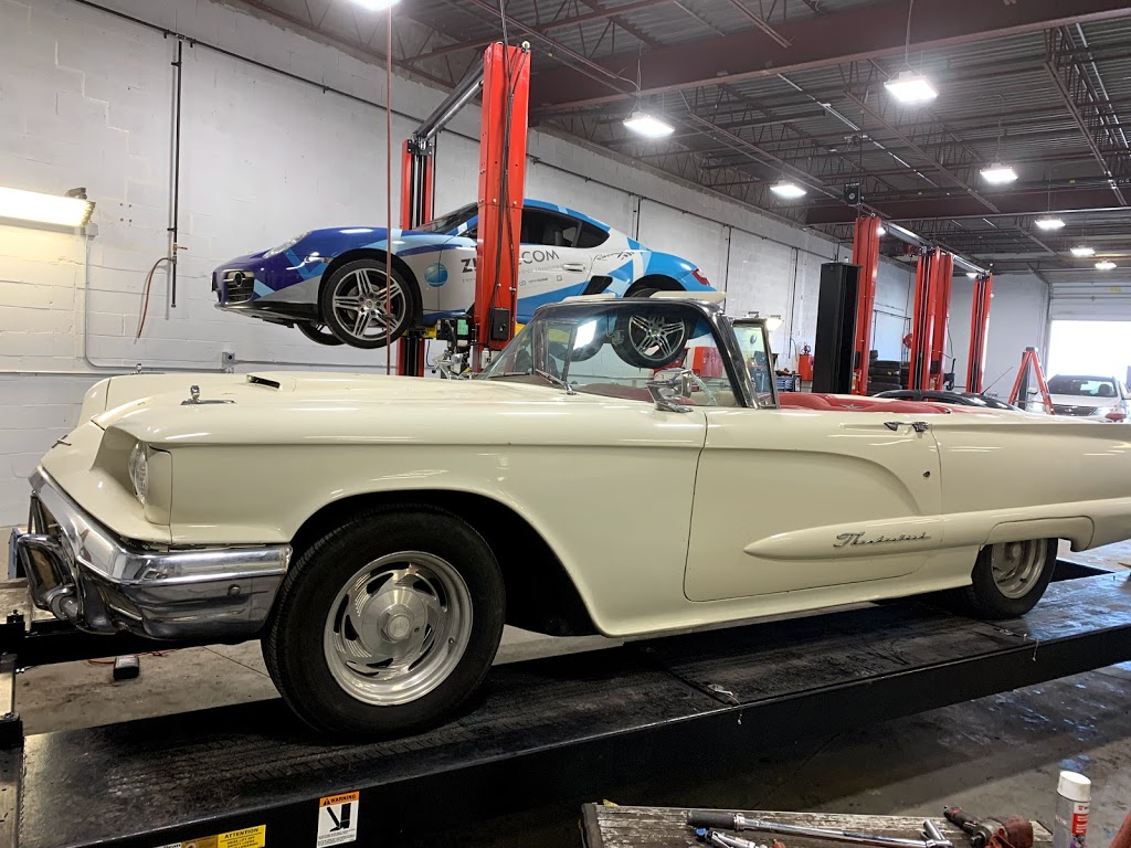 Streetwise Automotive & Truck Centre | 4120 Ridgeway Dr Unit 30, 31, 32, 33, Mississauga, ON L5L 5R5, Canada | Phone: (905) 828-4554