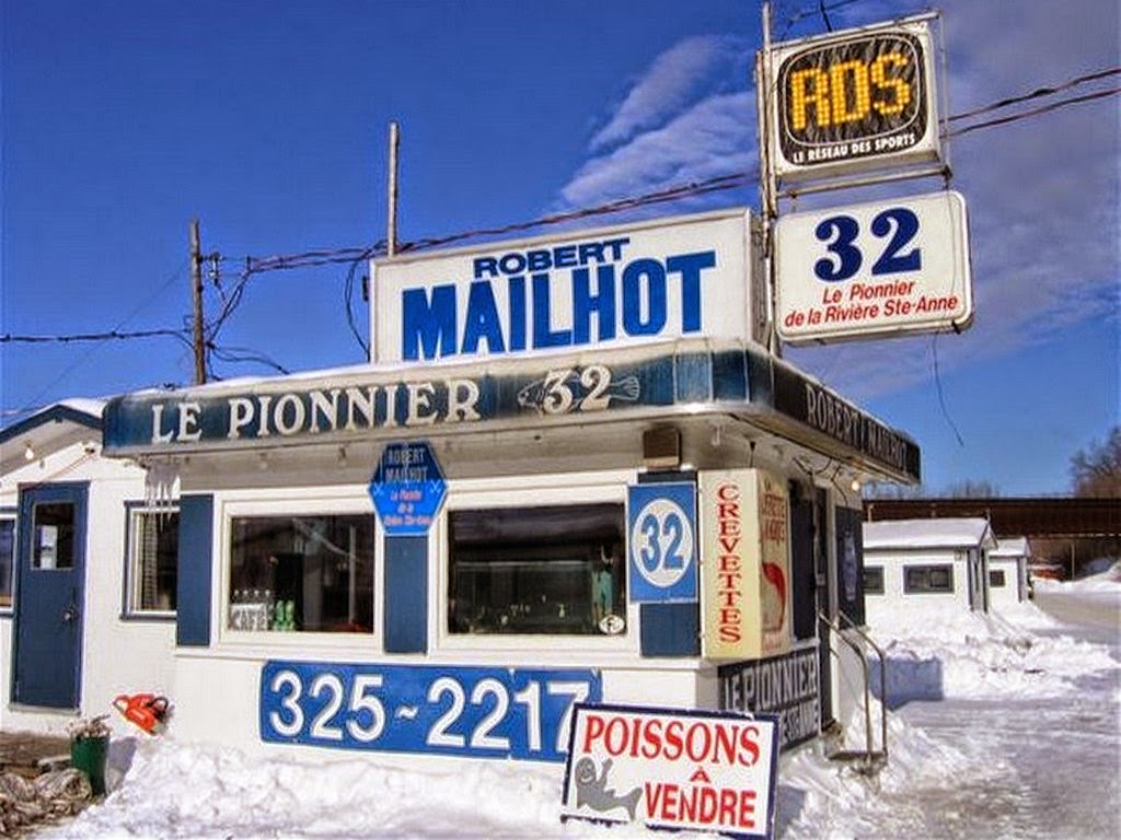 Centre de Pêche Robert Mailhot | 125 Rue Sainte-Anne Gd, Sainte-Anne-de-la-Pérade, QC G0X 2J0, Canada | Phone: (418) 325-2217