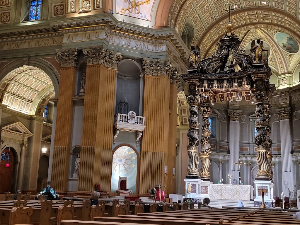Mary, Queen of the World Cathedral | 1085 Rue de la Cathédrale, Montréal, QC H3B 2V3, Canada | Phone: (514) 866-1661