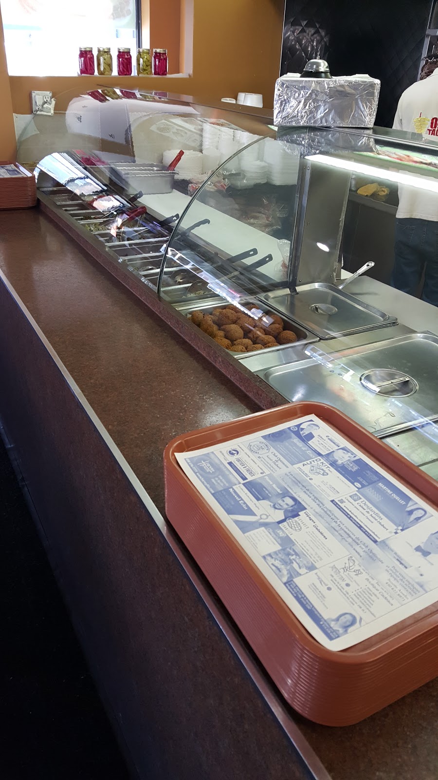 O Shish Taouk | 5070 Montée Saint-Hubert, Saint-Hubert, QC J3Y 1V5, Canada | Phone: (450) 486-1233