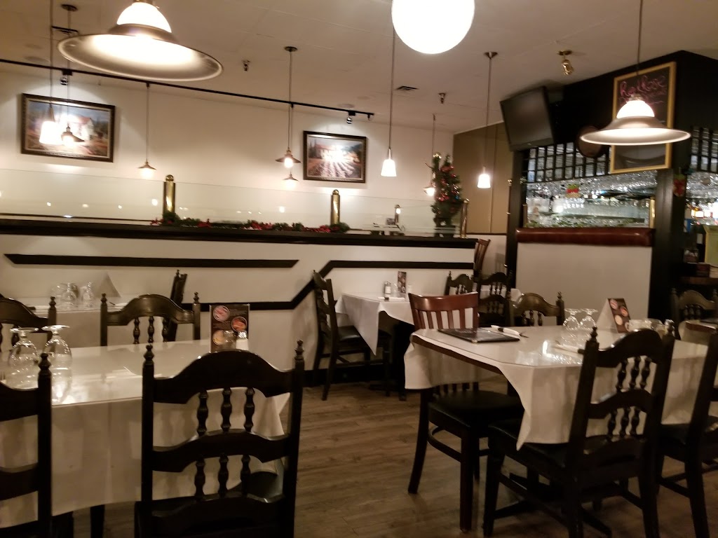 Red Rose Restaurant in Surrey | 6914 King George Blvd, Surrey, BC V3W 4Z9, Canada | Phone: (604) 591-8850