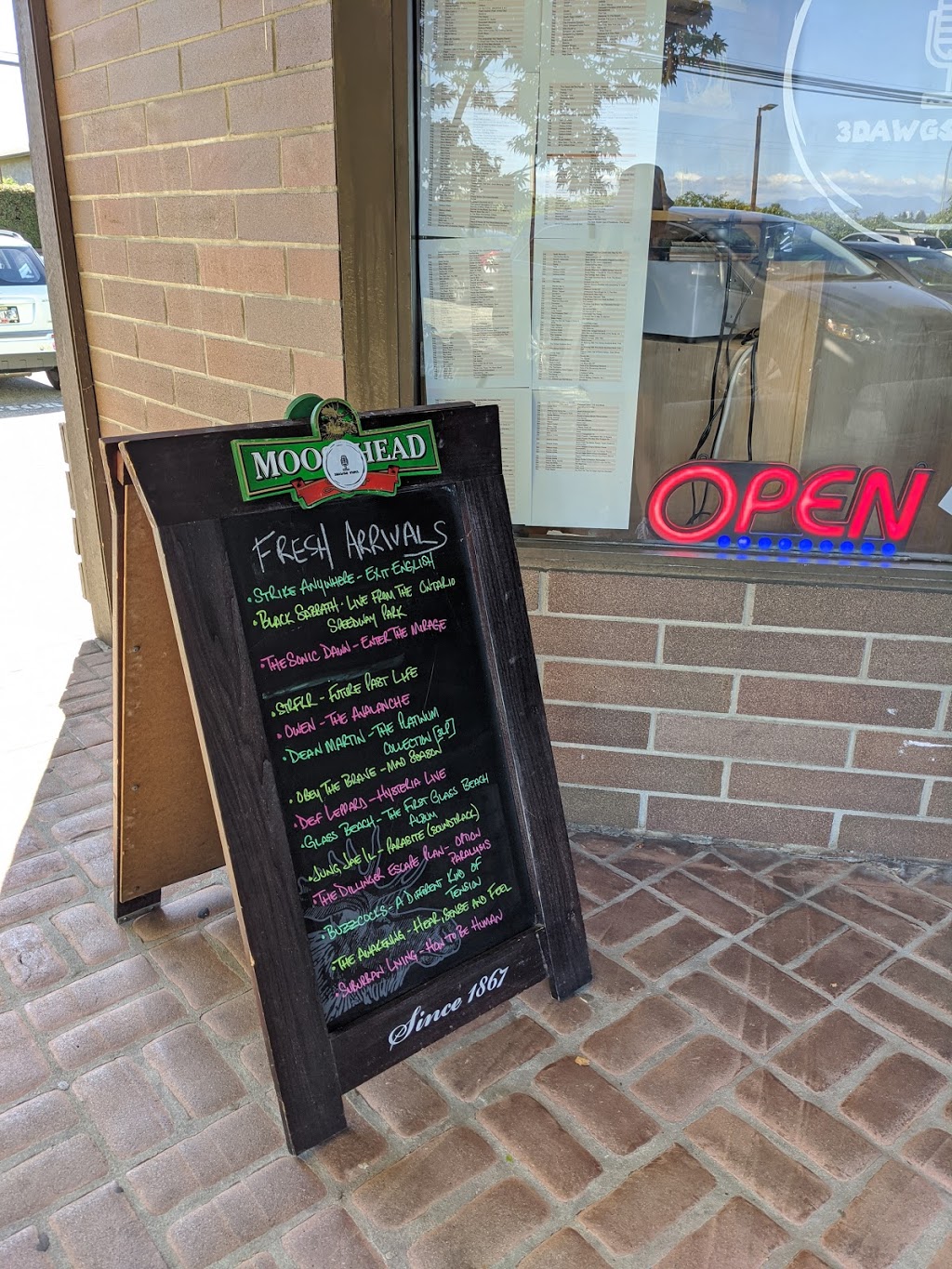 3Dawgs Vinyl | 9371 No 5 Rd Unit 1, Richmond, BC V7A 4E1, Canada | Phone: (778) 899-9450