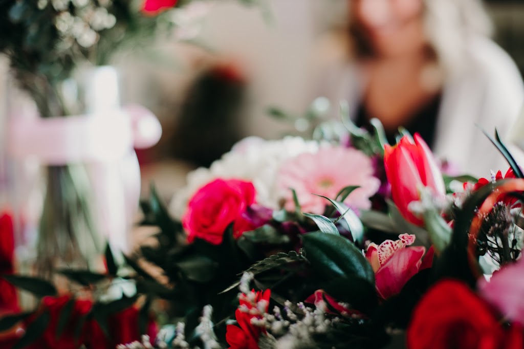 Petal & Kettle - Parksville | 122B Craig St #1379, Parksville, BC V9P 2H3, Canada | Phone: (250) 248-3186