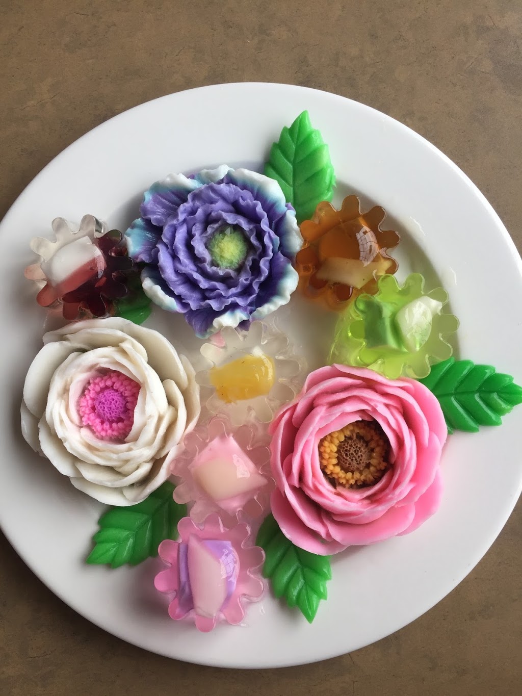 Luna Authentic Vietnamese Cuisine | 205 1 St W, Cochrane, AB T4C 1X3, Canada | Phone: (403) 981-8808