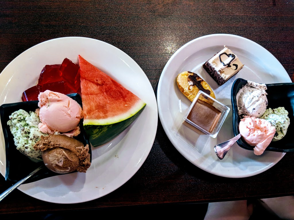 Golden Wok Buffet & Lounge | 16 Front St N, Orillia, ON L3V 4R5, Canada | Phone: (705) 326-1223