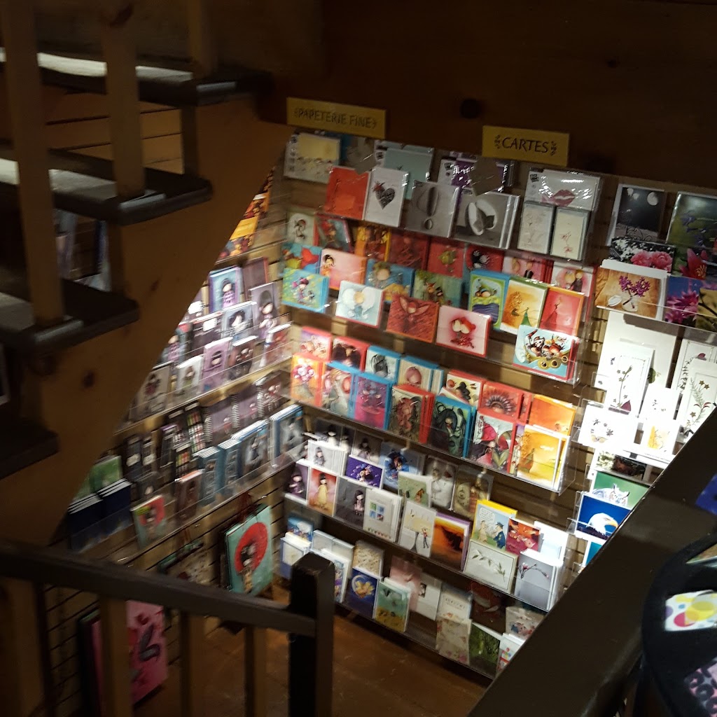 Librairie Carpe Diem, coopérative de solidarité | 814 Rue de St Jovite, Mont-Tremblant, QC J8E 3J8, Canada | Phone: (819) 717-1313
