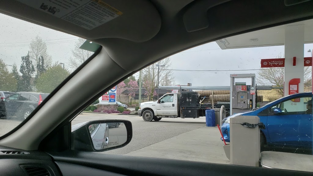 Esso | 7272 200 St, Langley City, BC V2Y 1S7, Canada | Phone: (604) 534-6750
