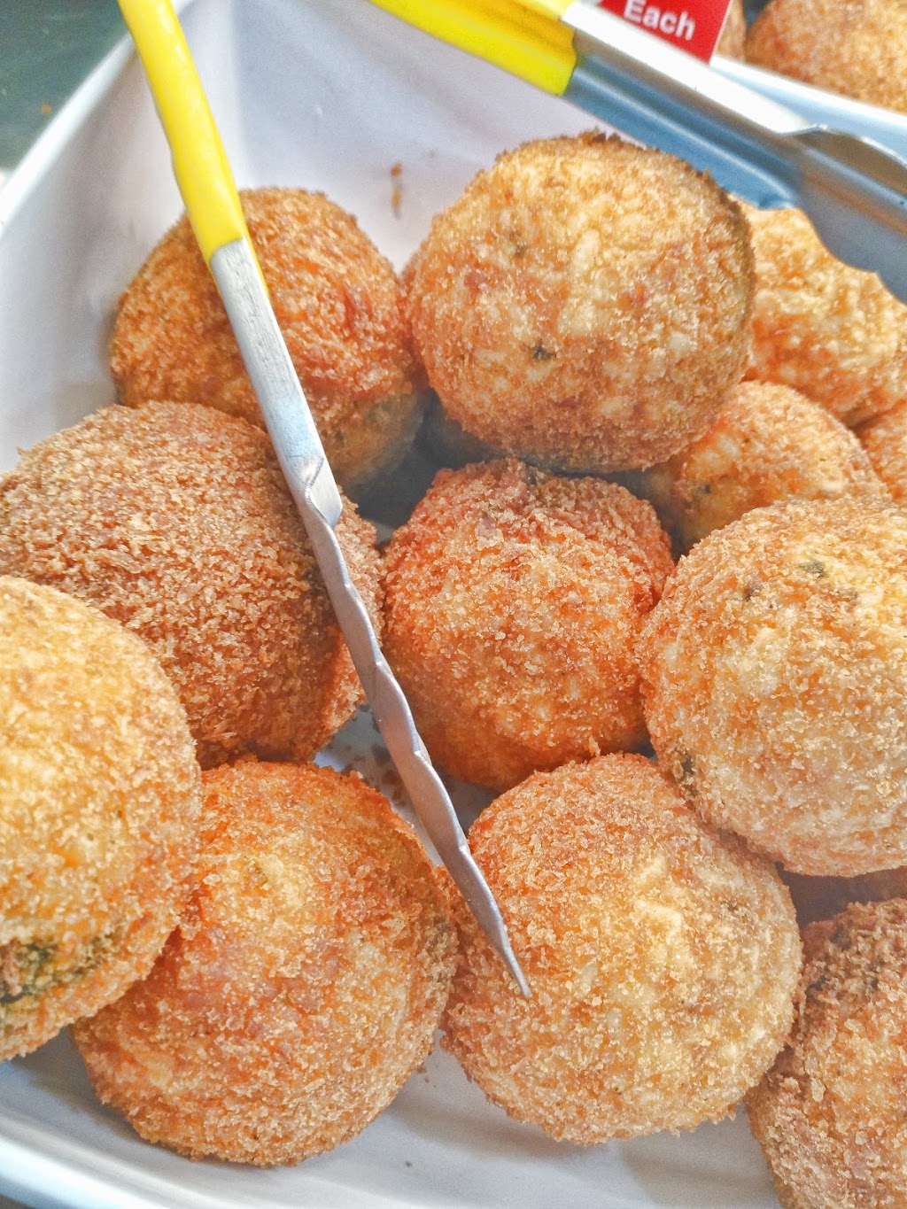Sweet Paradise Bakery & Delicatessen | 419 Dundas St E, Waterdown, ON L0R 2H1, Canada | Phone: (905) 689-8007