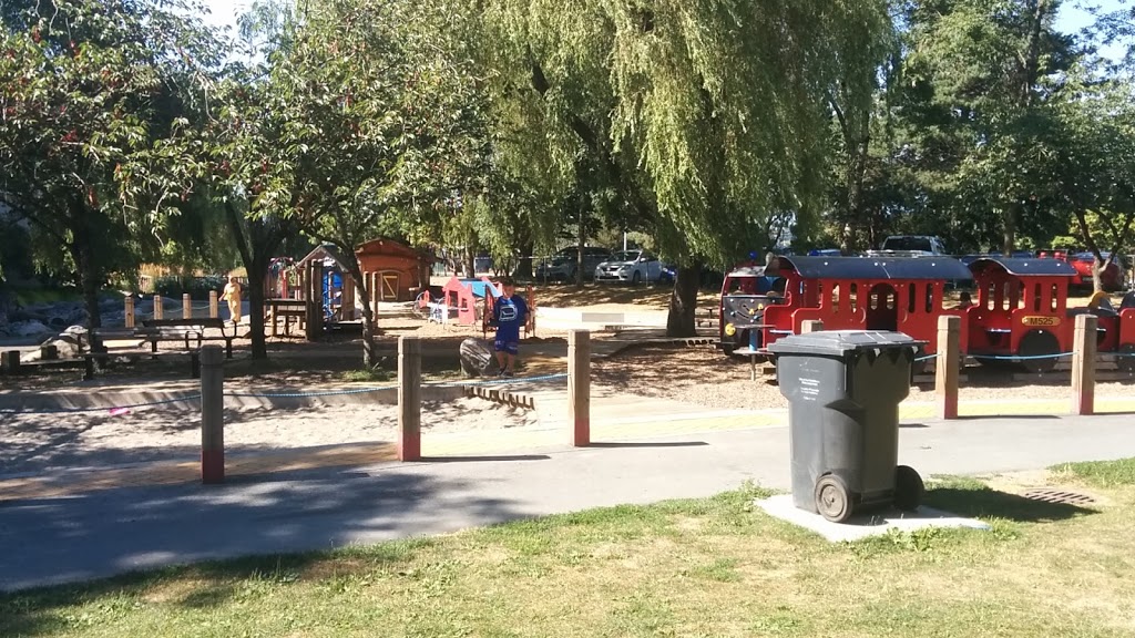 Ryall Park | Salter St, New Westminster, BC V3M, Canada | Phone: (604) 521-3711