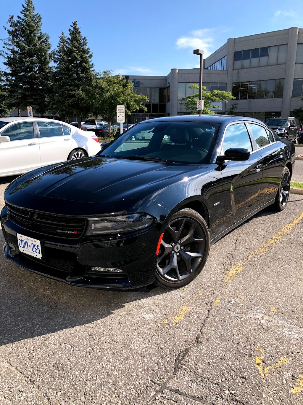 Discount Car & Truck Rentals | 15 Laidlaw Blvd, Markham, ON L3P 1W5, Canada | Phone: (905) 294-1046