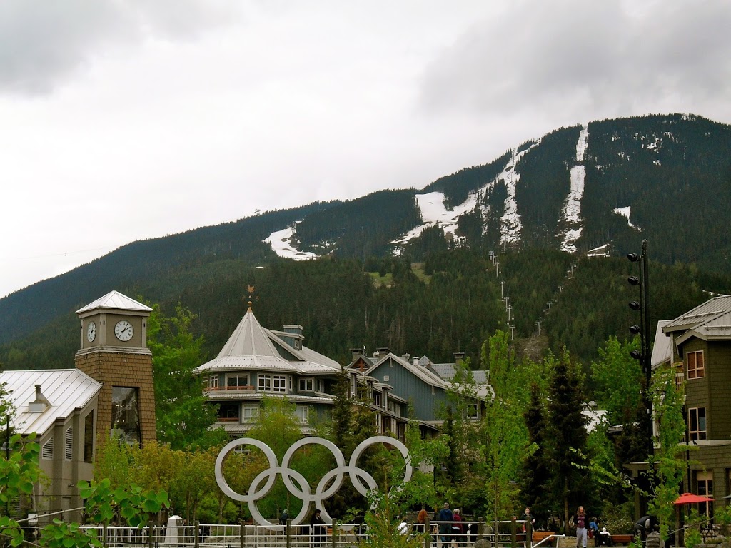 Vantage Whistler Tours | travel agency | 3308 E 25th Ave, Vancouver, BC V5R 1J8, Canada | 6048007020 OR +1 604-800-7020
