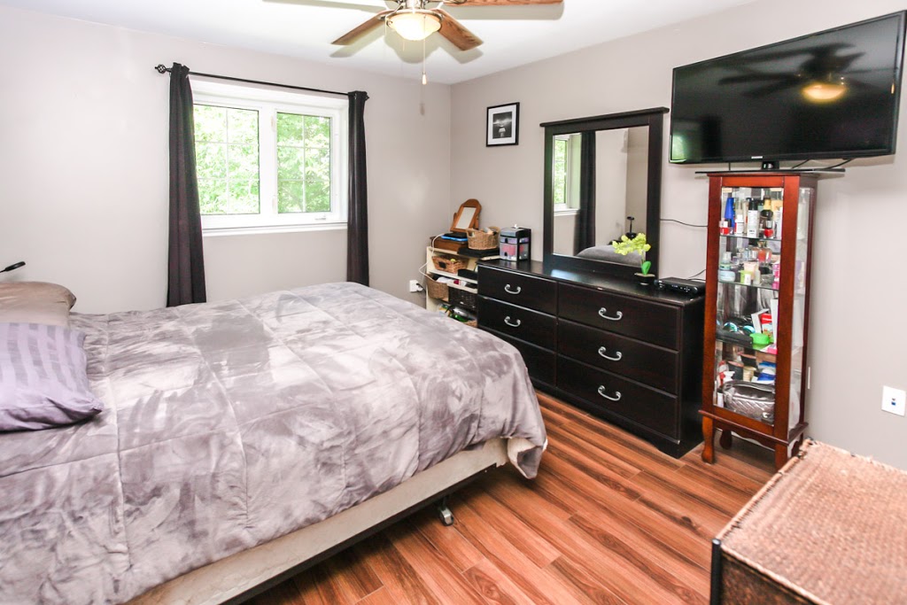 Lynn Violette @ Red and White Realty NS Inc | 96 Barrett Rd, Beaver Bank, NS B4G 1A9, Canada | Phone: (902) 880-7024