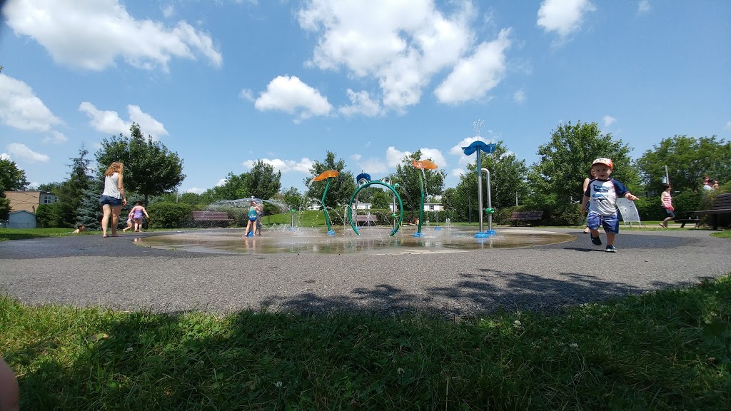 Parc des Aviateurs | 55 Rue Guilbert, Saint-Bruno-de-Montarville, QC J3V 1N8, Canada | Phone: (450) 441-8422