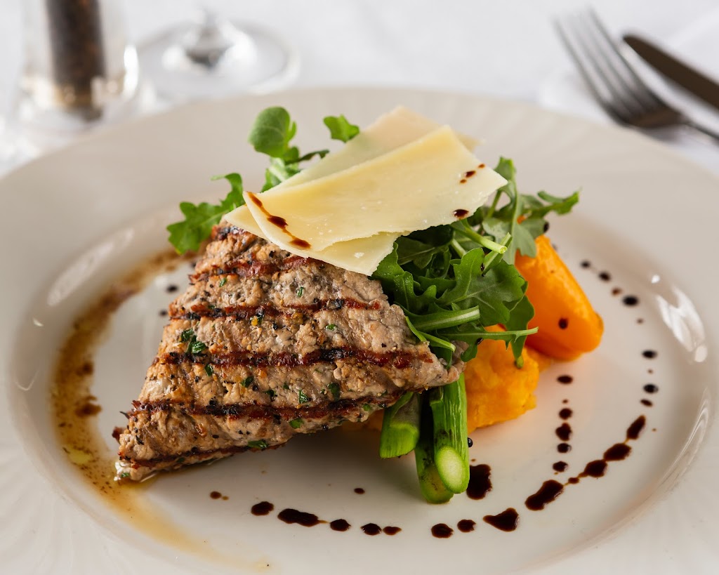 Restaurant Vino Rosso | 5291 Boul Henri-Bourassa O, Saint-Laurent, QC H4R 1B7, Canada | Phone: (514) 337-6664