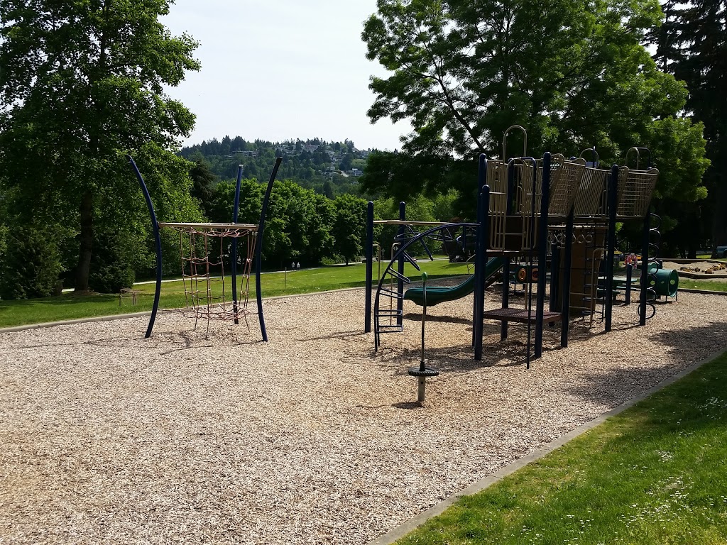 McGill Park | 4203 McGill St, Burnaby, BC V5C 0E7, Canada | Phone: (604) 294-7450