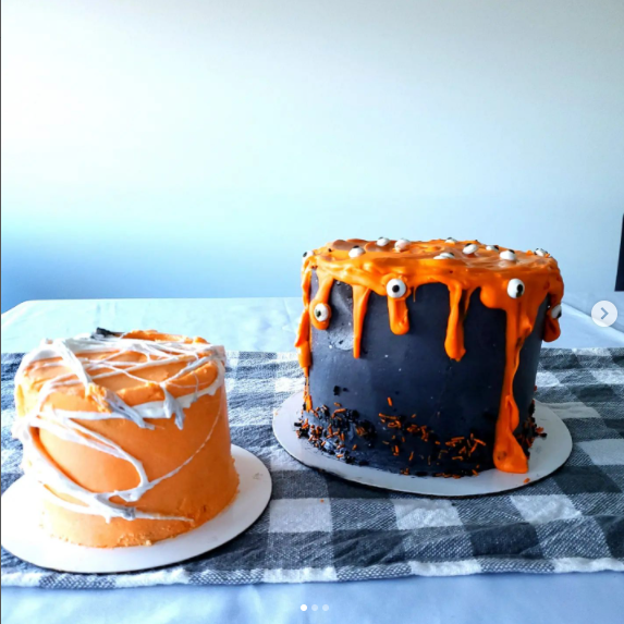 Custom Cakes by C | 836 Livingston Way NE, Calgary, AB T3P 1N8, Canada | Phone: (403) 862-5681