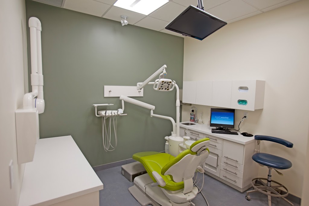 Toothworks Fairview Park Dental | 2960 Kingsway Dr Unit K004A, Kitchener, ON N2C 1X1, Canada | Phone: (519) 954-7888