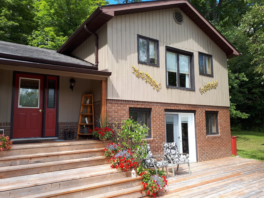 Reflection B&B | 12612 ON-118, Algonquin Highlands, ON K0M 1J1, Canada | Phone: (705) 457-2119