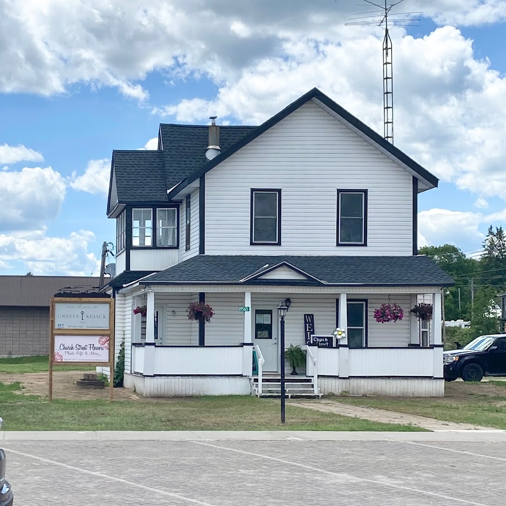 Church Street Flowers | 19565 Opeongo Line, Barrys Bay, ON K0J 1B0, Canada | Phone: (833) 977-3377
