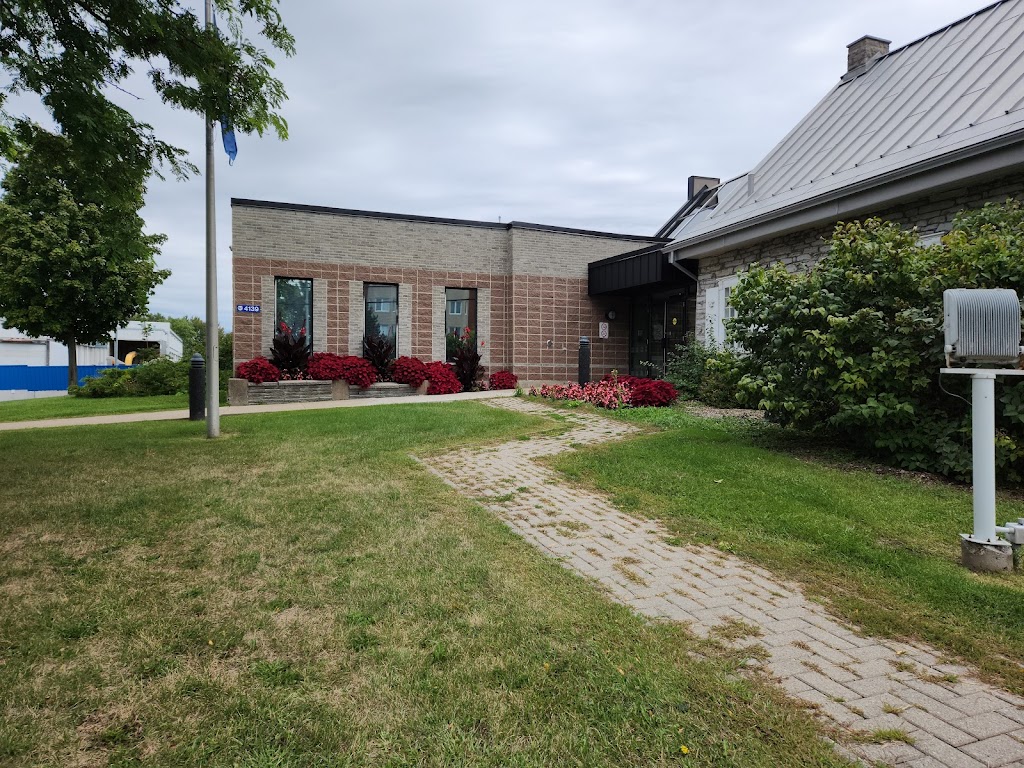 Montreal Police Department - Neighborhood Station 4 | 4139 Bd des Sources, Dollard-des-Ormeaux, QC H9B 2A6, Canada | Phone: (514) 280-0104