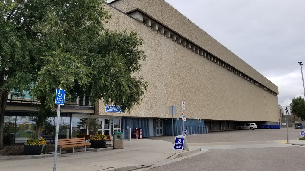 Pan Am Pool | 25 Poseidon Bay, Winnipeg, MB R3M 3E4, Canada | Phone: (877) 311-4974