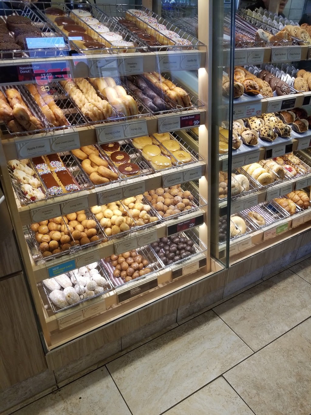 Tim Hortons | 4455 Rochdale Blvd, Regina, SK S4X 4P7, Canada | Phone: (306) 352-2257